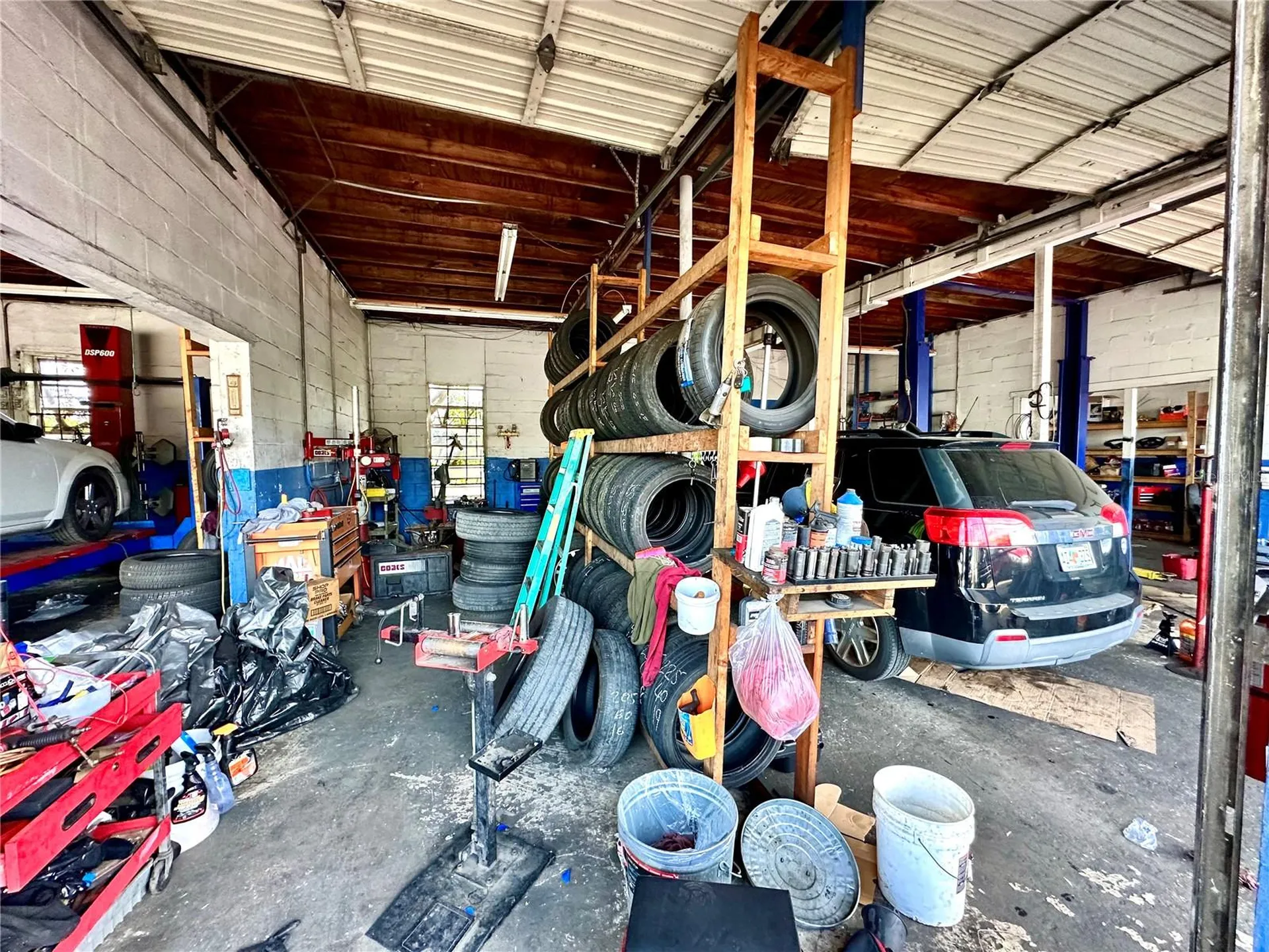 1371 S Missouri Avenue Clearwater FL 33756