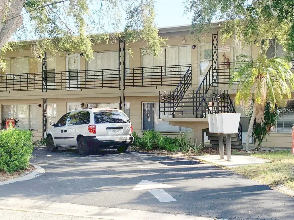 1257 Drew Street Clearwater FL 33755