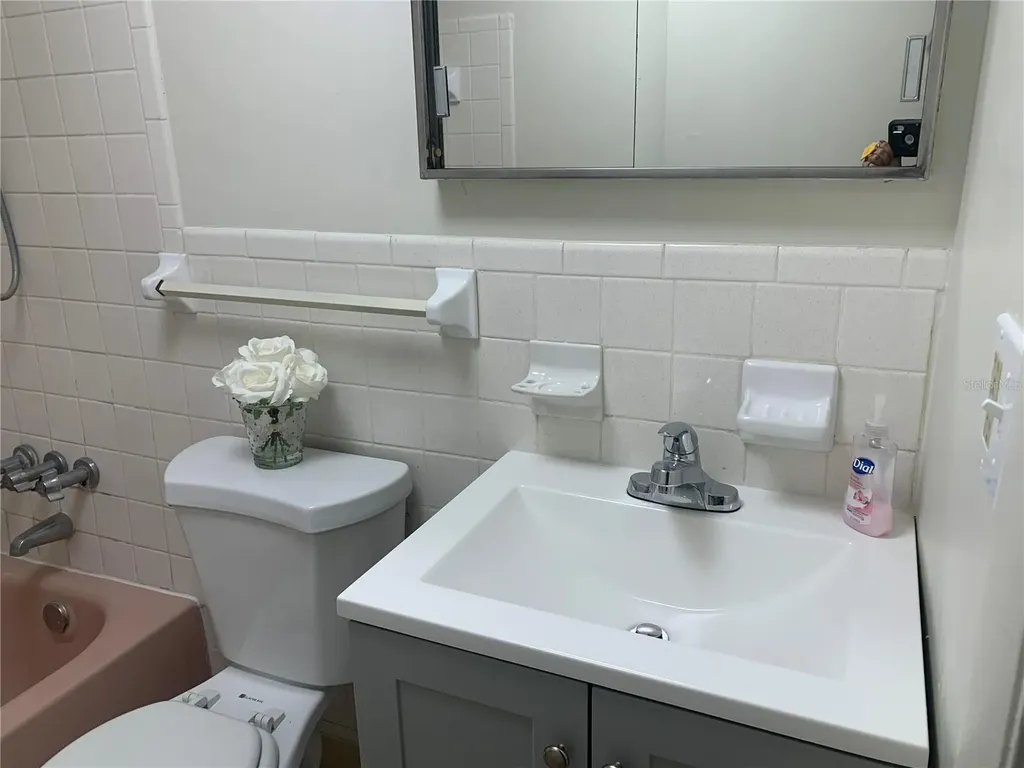 1257 Drew Street Clearwater FL 33755
