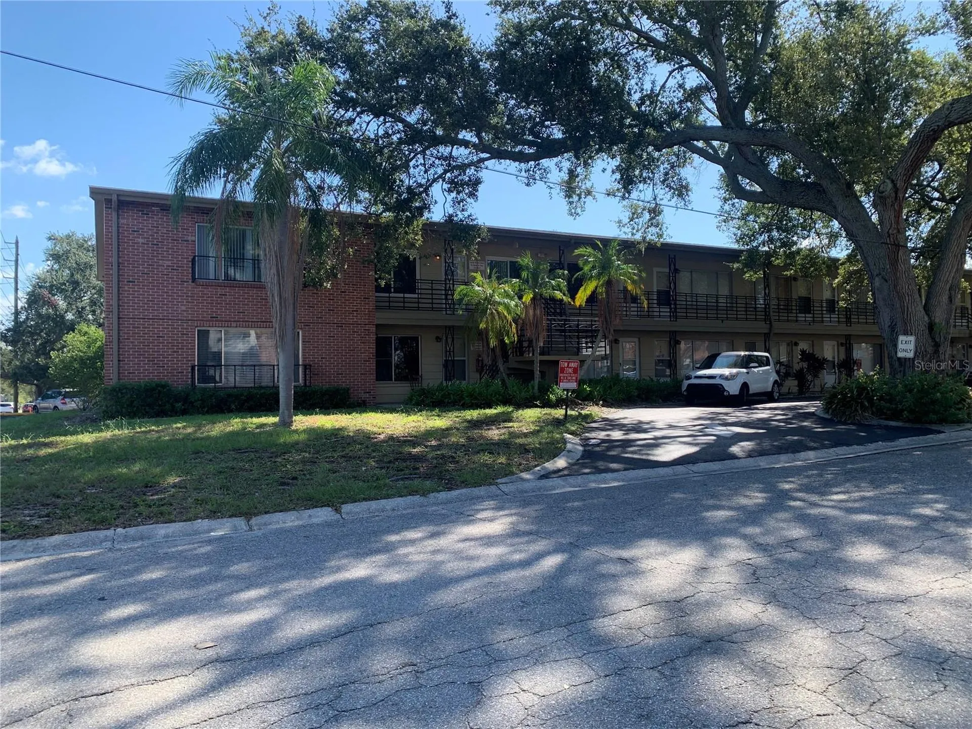 1257 Drew Street Clearwater FL 33755