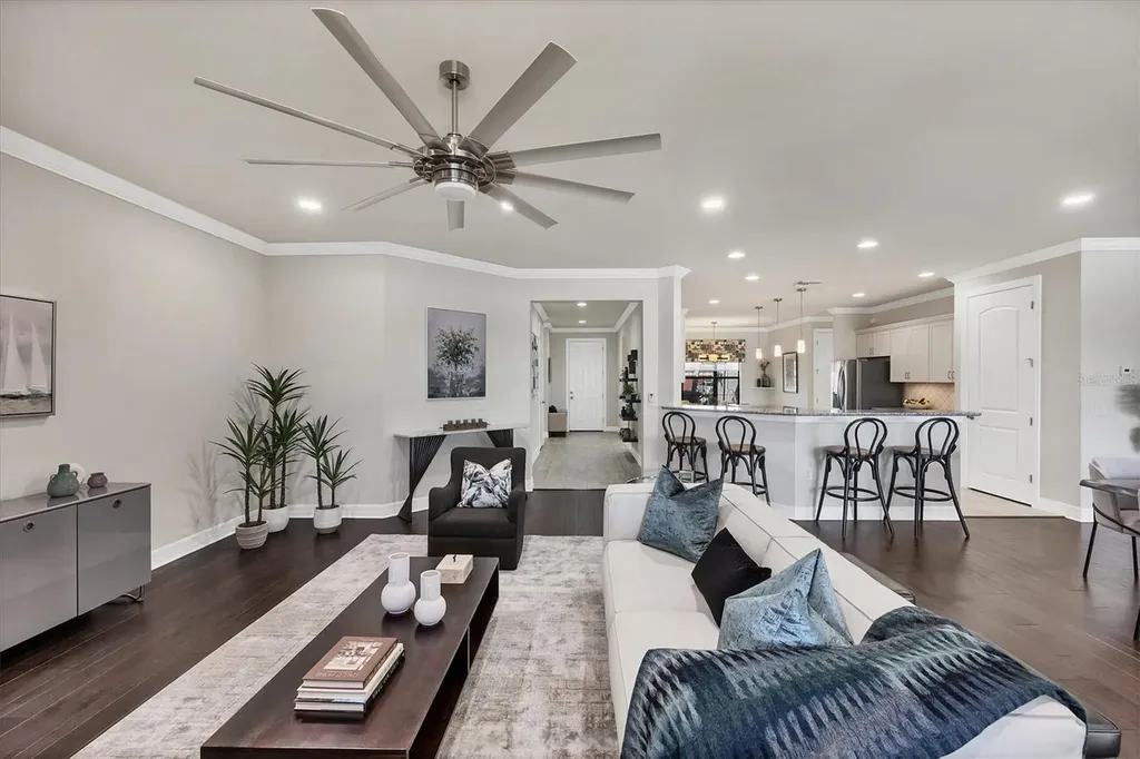 5923 Snowy Egret Drive Sarasota FL 34238