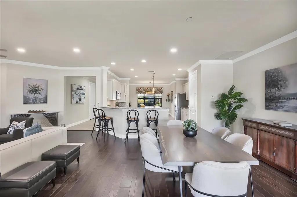 5923 Snowy Egret Drive Sarasota FL 34238