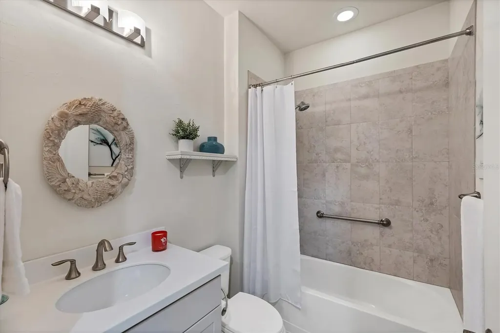 5923 Snowy Egret Drive Sarasota FL 34238
