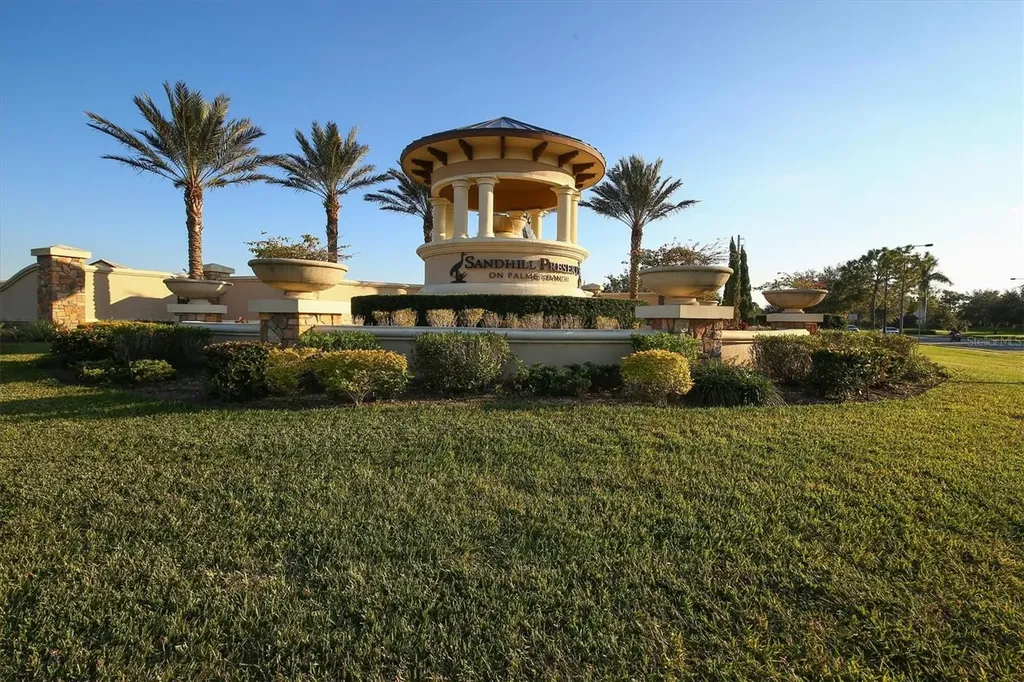 5923 Snowy Egret Drive Sarasota FL 34238