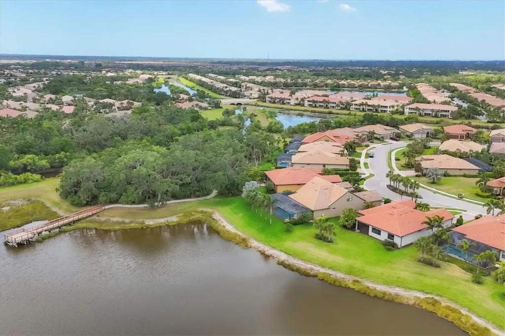 5923 Snowy Egret Drive Sarasota FL 34238