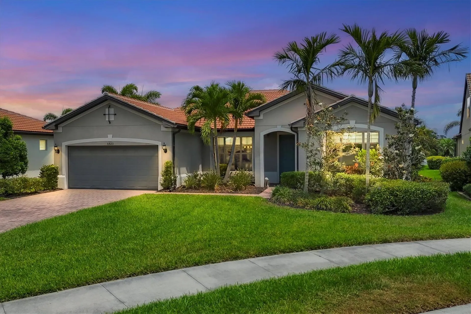 5923 Snowy Egret Drive Sarasota FL 34238