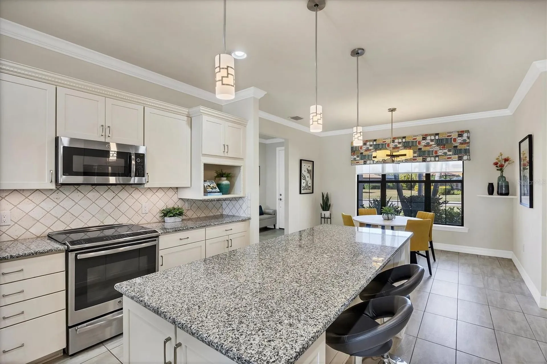 5923 Snowy Egret Drive Sarasota FL 34238