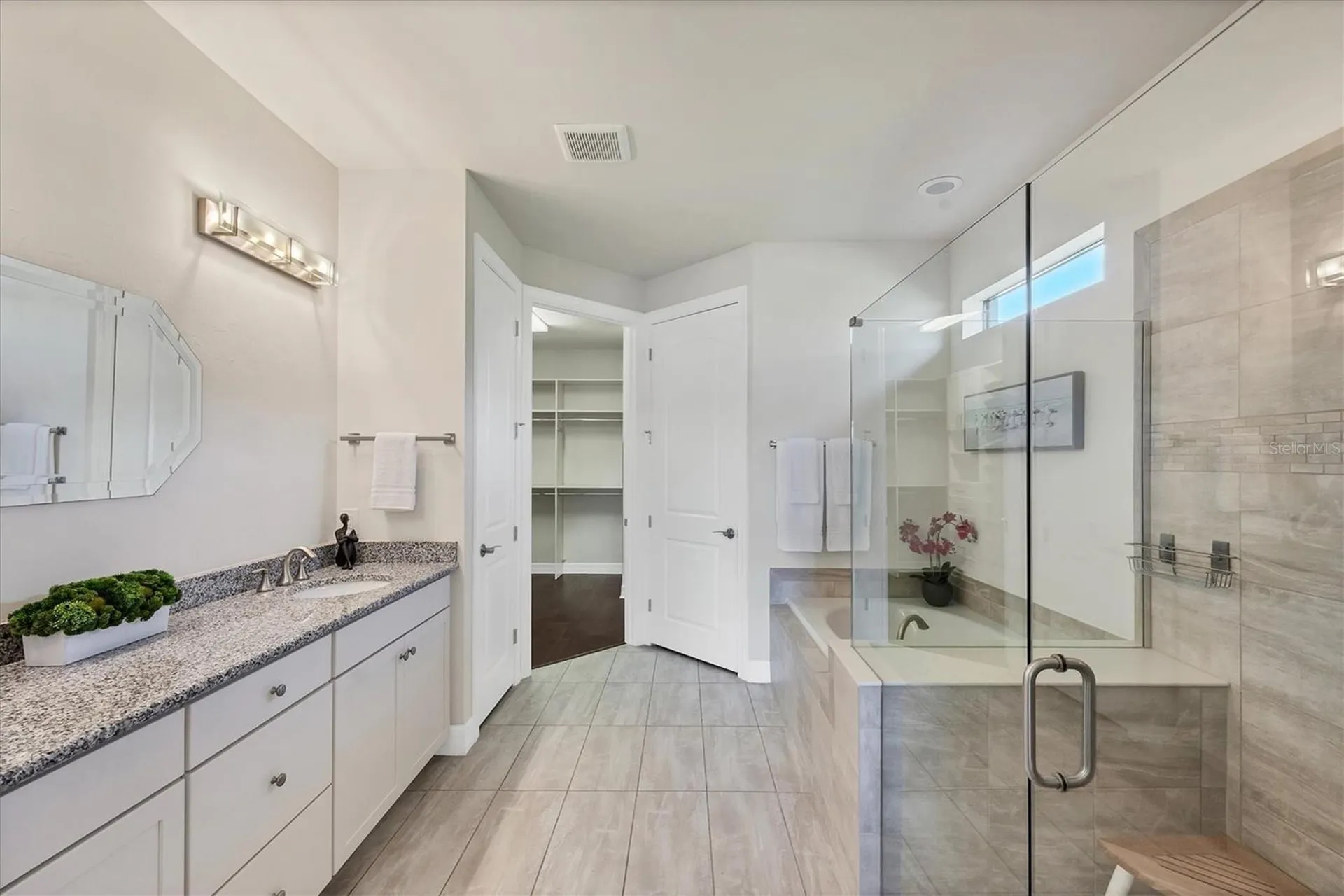 5923 Snowy Egret Drive Sarasota FL 34238