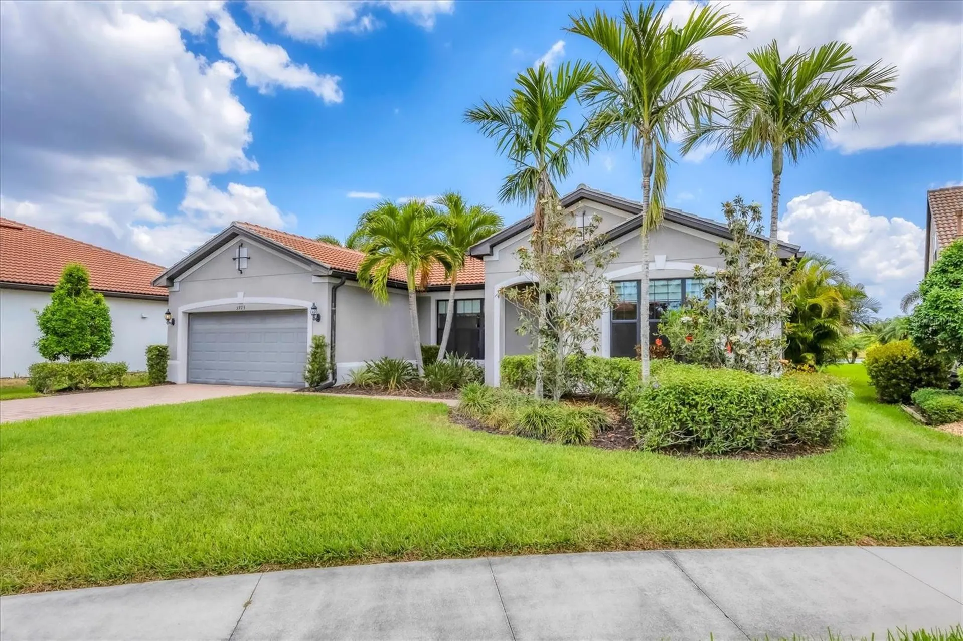 5923 Snowy Egret Drive Sarasota FL 34238