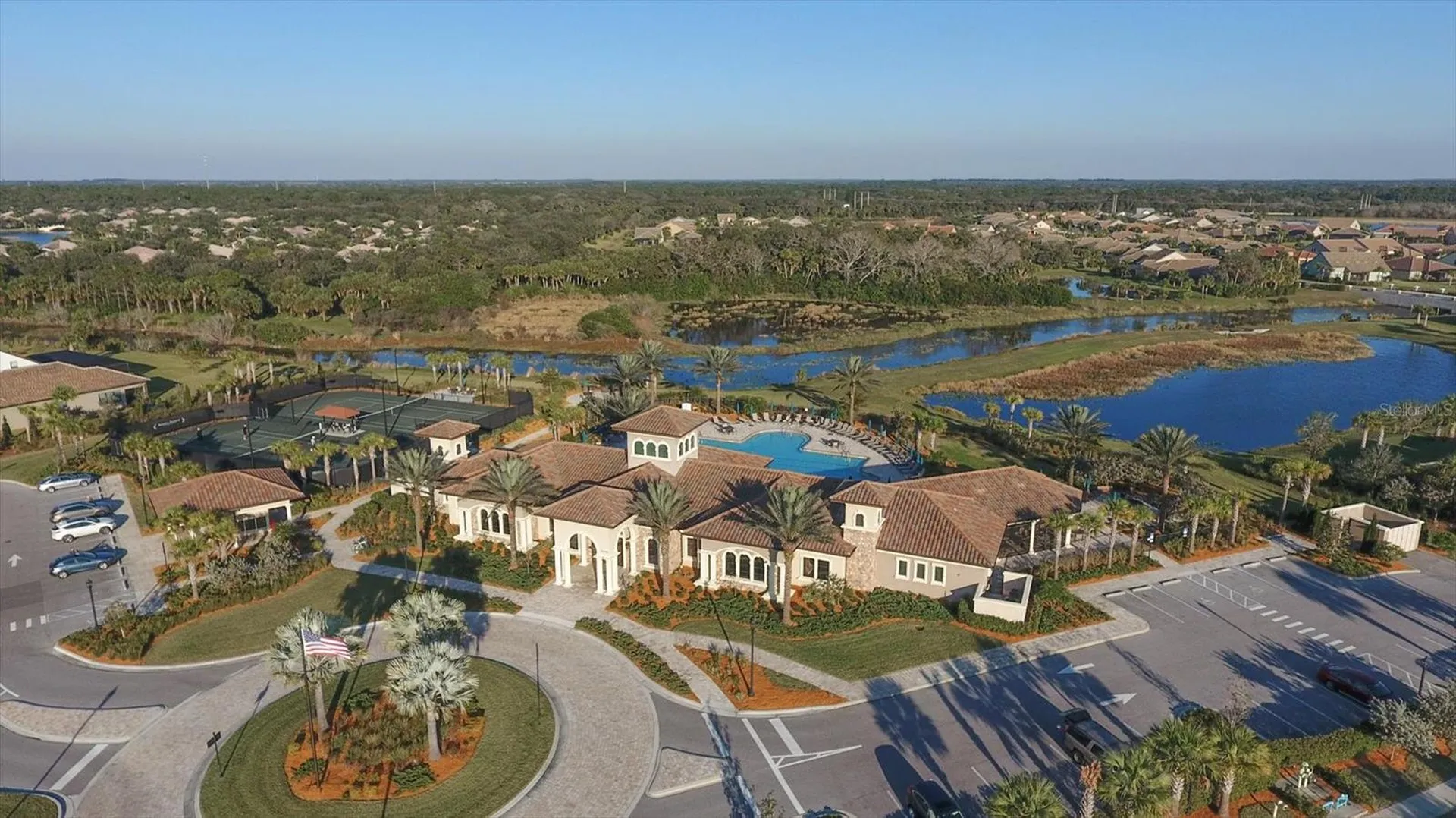 5923 Snowy Egret Drive Sarasota FL 34238