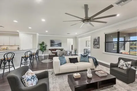 5923 Snowy Egret Drive Sarasota FL 34238