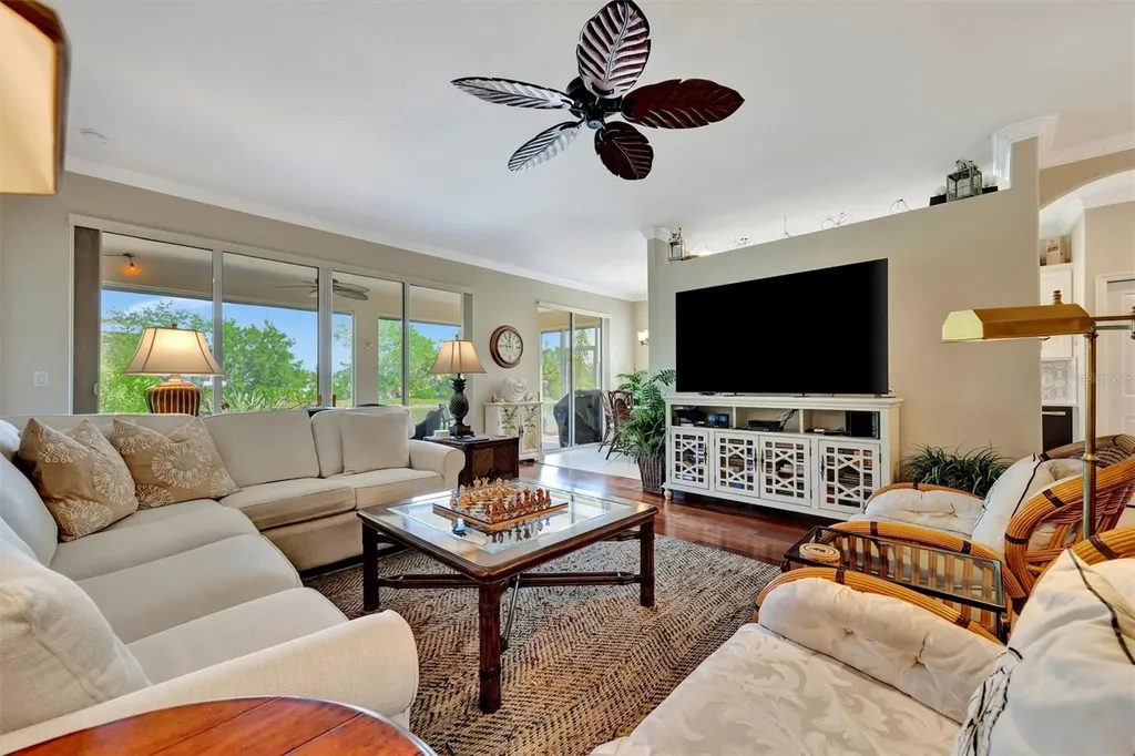 3103 77th Drive E Sarasota FL 34243