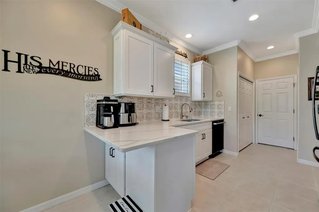 3103 77th Drive E Sarasota FL 34243