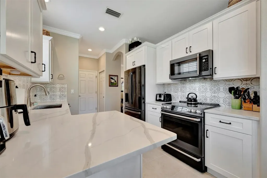 3103 77th Drive E Sarasota FL 34243