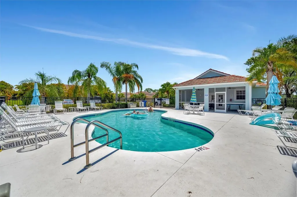 3103 77th Drive E Sarasota FL 34243
