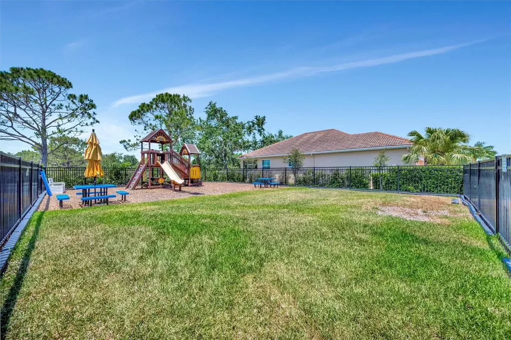 3103 77th Drive E Sarasota FL 34243