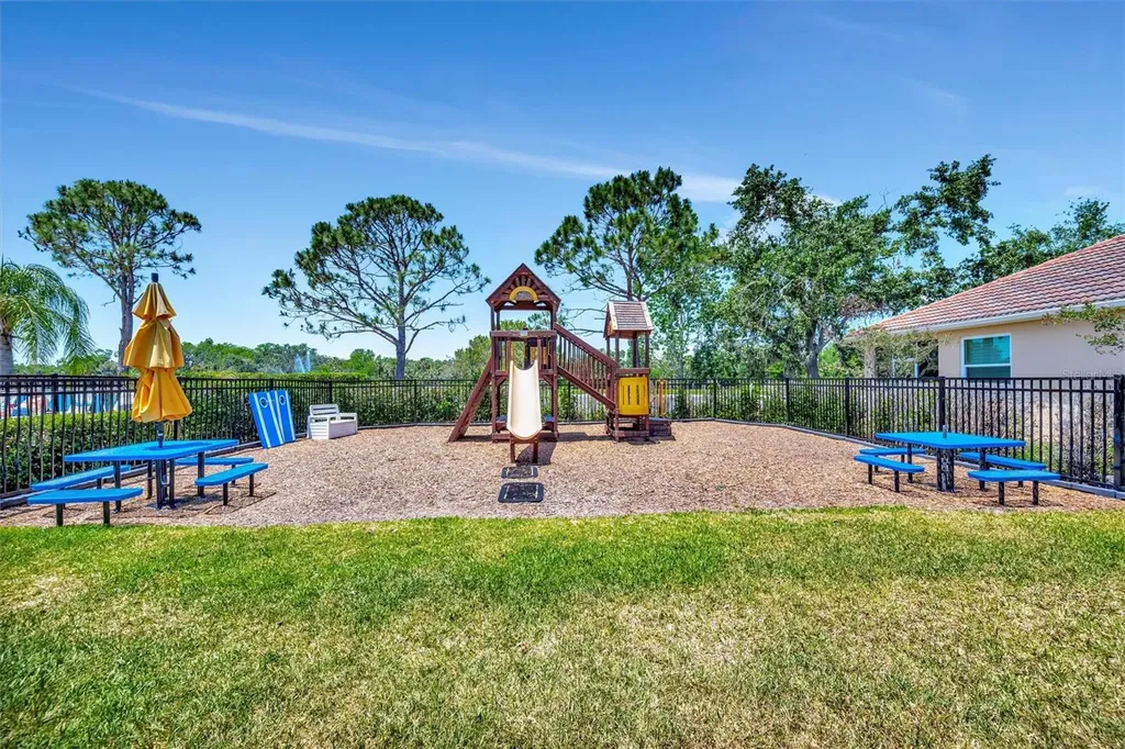 3103 77th Drive E Sarasota FL 34243