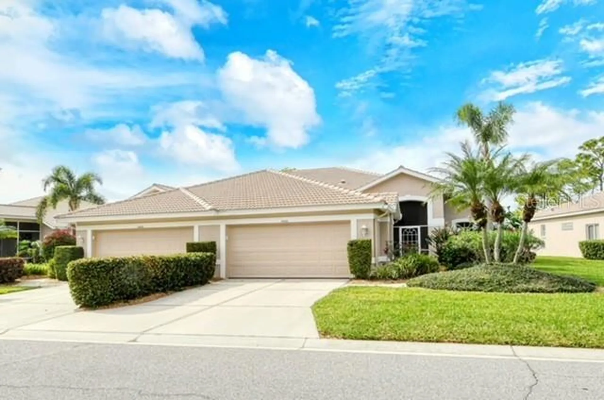 9480 Forest Hills Circle Sarasota FL 34238