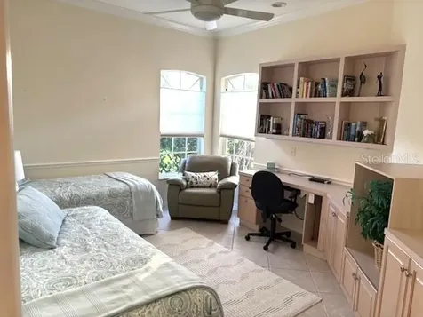 9480 Forest Hills Circle Sarasota FL 34238