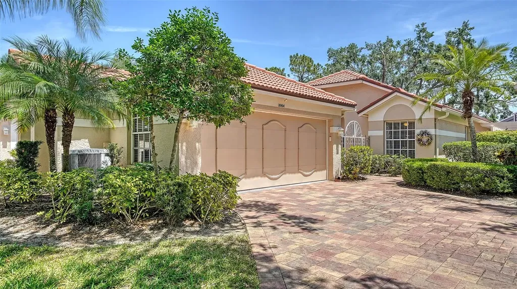 3984 Lyndhurst Court Sarasota FL 34235