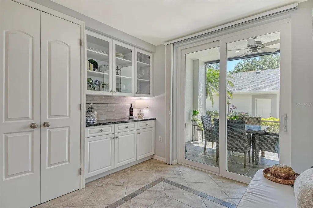 9470 High Gate Drive Sarasota FL 34238