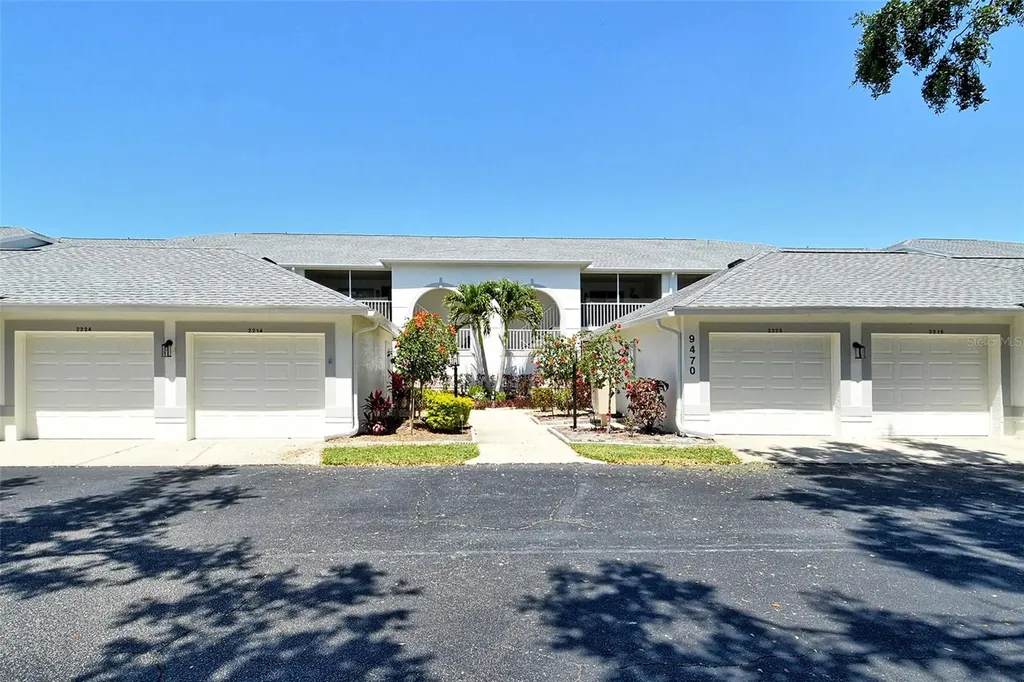 9470 High Gate Drive Sarasota FL 34238