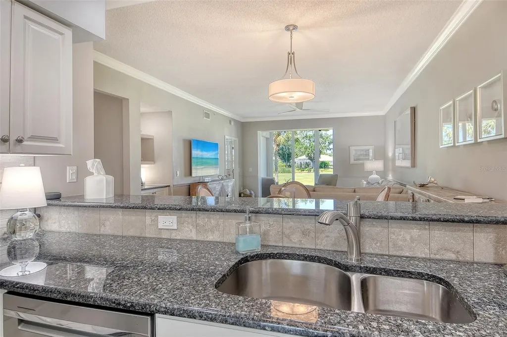 9470 High Gate Drive Sarasota FL 34238