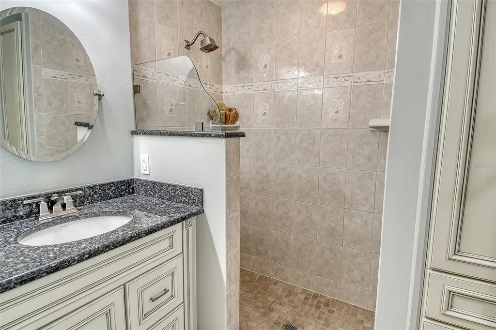 9470 High Gate Drive Sarasota FL 34238
