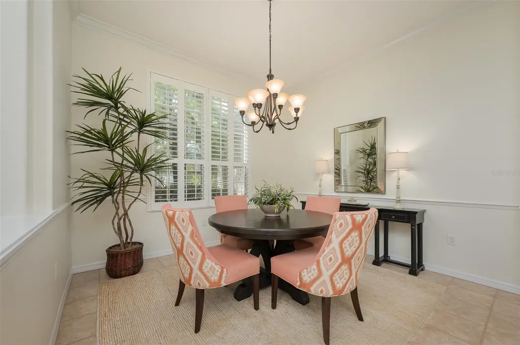 4912 Sabal Lake Circle Sarasota FL 34238