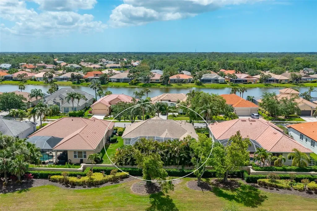 4912 Sabal Lake Circle Sarasota FL 34238