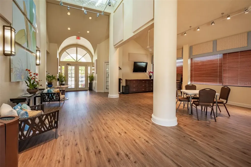 4912 Sabal Lake Circle Sarasota FL 34238