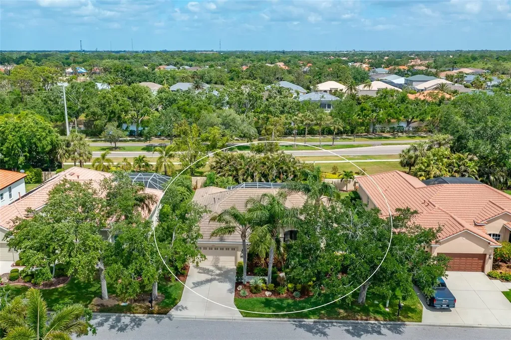 4912 Sabal Lake Circle Sarasota FL 34238