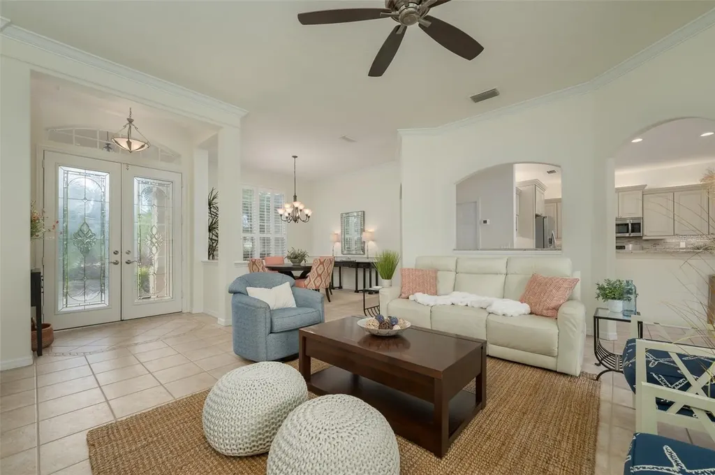 4912 Sabal Lake Circle Sarasota FL 34238