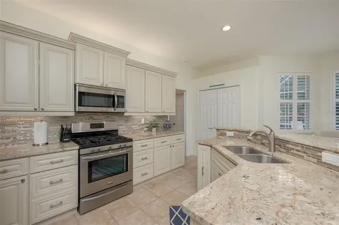 4912 Sabal Lake Circle Sarasota FL 34238