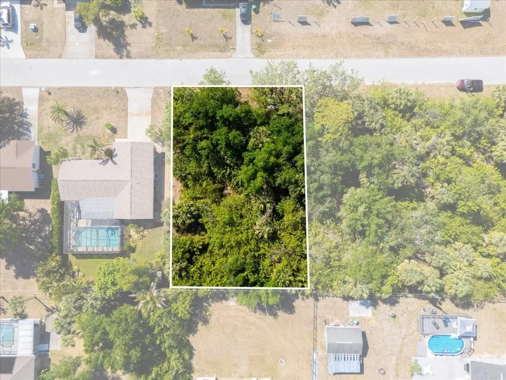 868 Mensh Terrace NW Port Charlotte FL 33948