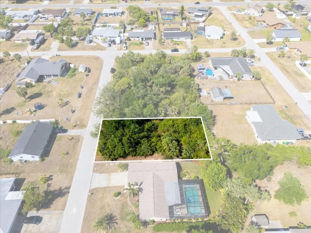 868 Mensh Terrace NW Port Charlotte FL 33948