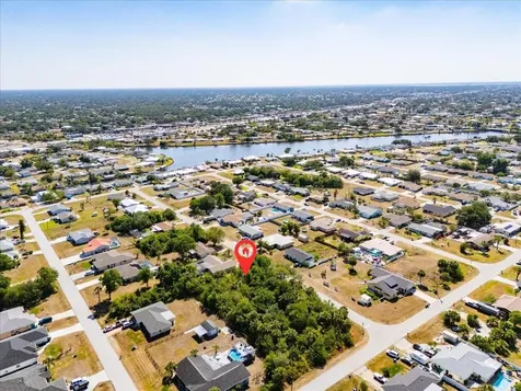 868 Mensh Terrace NW Port Charlotte FL 33948