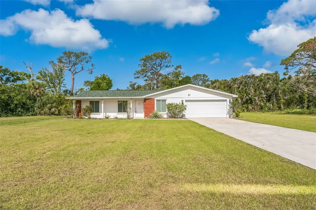 1115 Larchmont Drive Englewood FL 34223