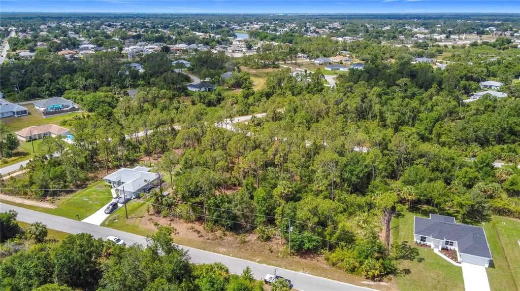 Lisa Boulevard North Port FL 34288