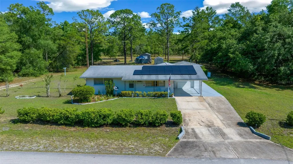 23737 NW Mallard Avenue Dunnellon FL 34431