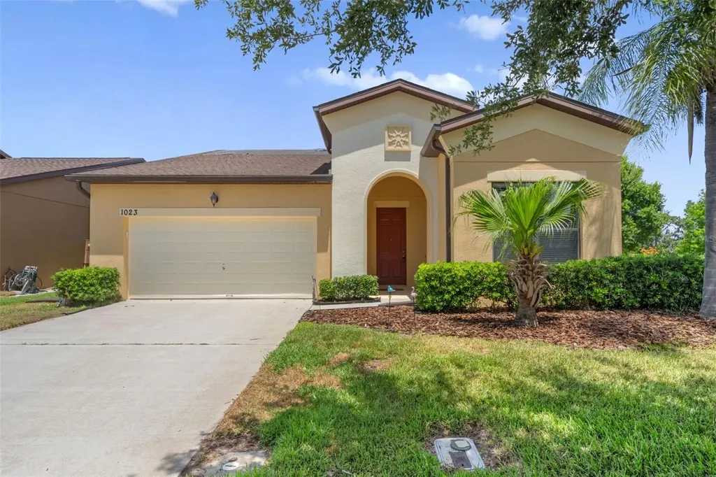 1023 Hermosa Way Kissimmee FL 34744