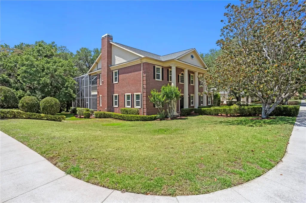 5017 Muir Way Lithia FL 33547
