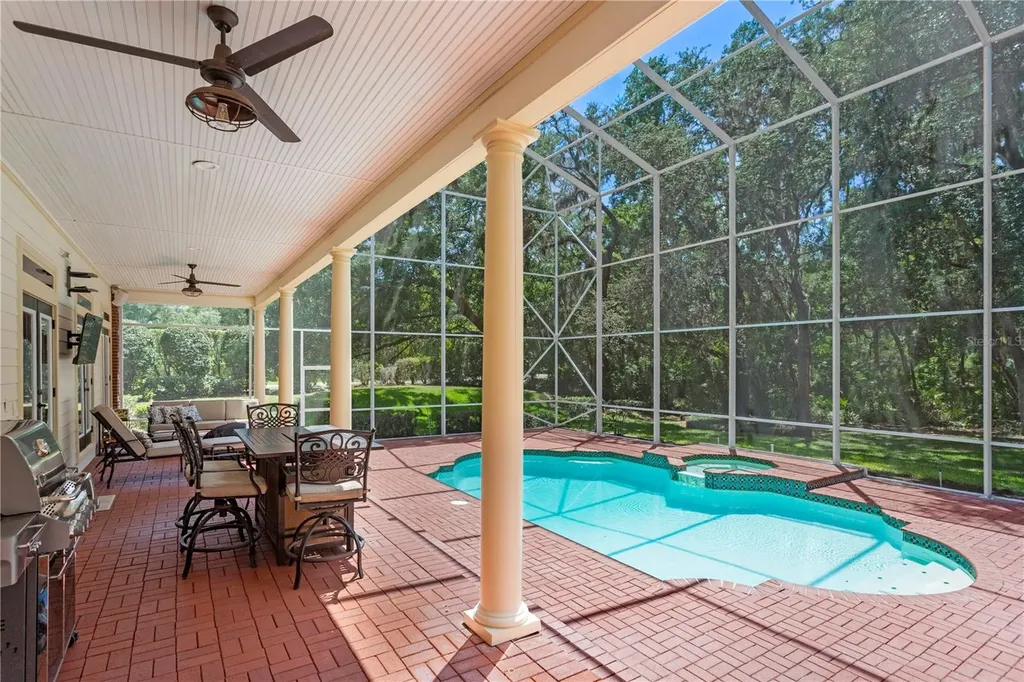 5017 Muir Way Lithia FL 33547