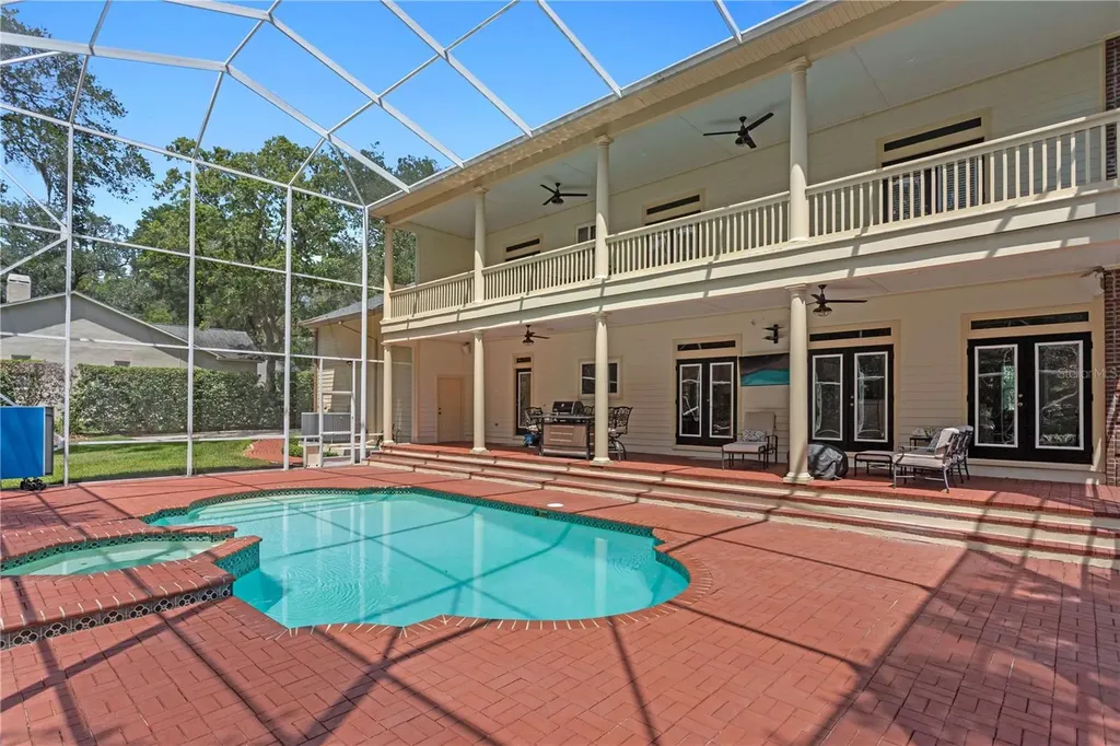 5017 Muir Way Lithia FL 33547