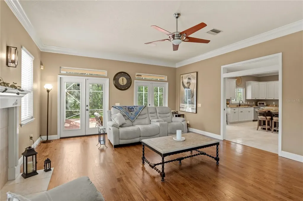 5017 Muir Way Lithia FL 33547