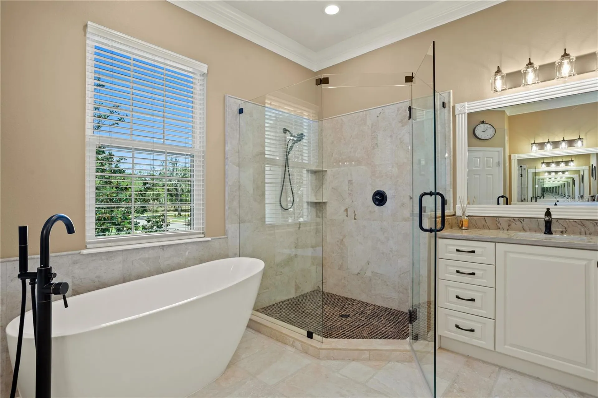 5017 Muir Way Lithia FL 33547