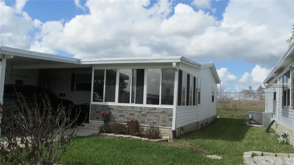 33 Edinburgh Drive Haines City FL 33844