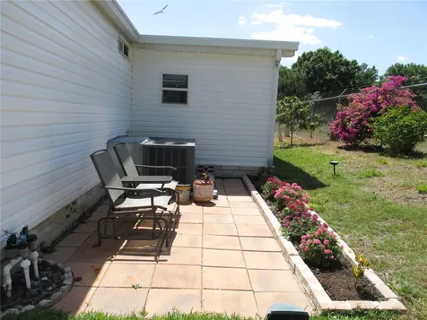 33 Edinburgh Drive Haines City FL 33844