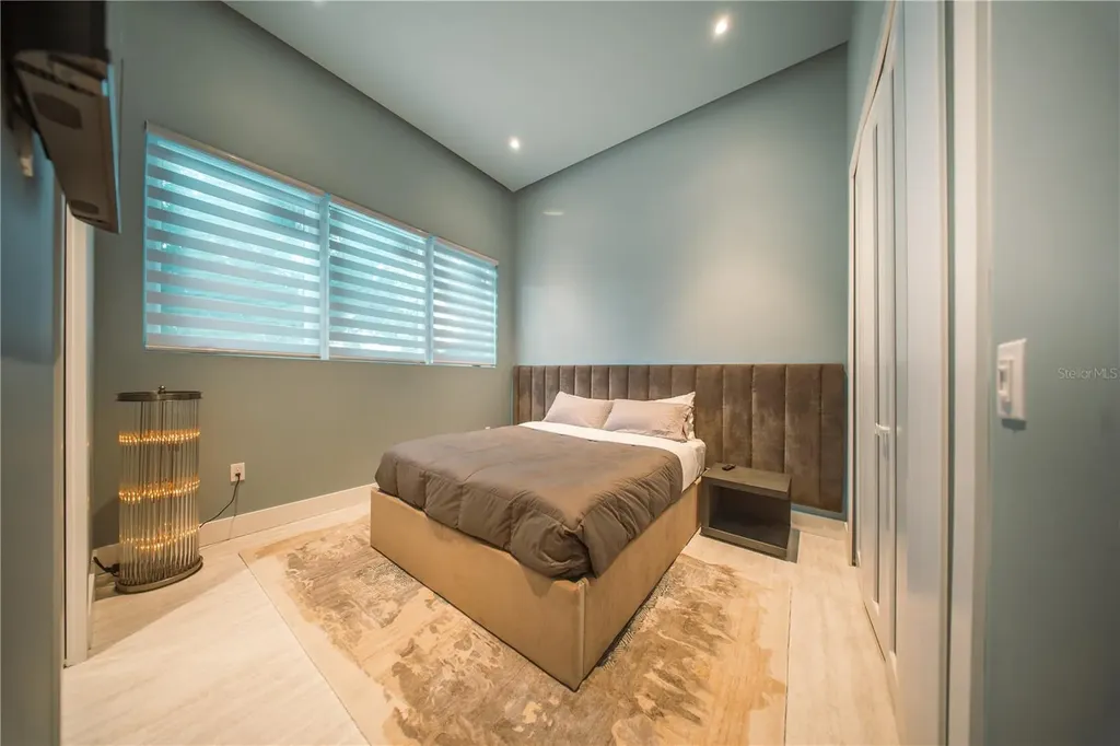 816 Goodrich Avenue Sarasota FL 34236