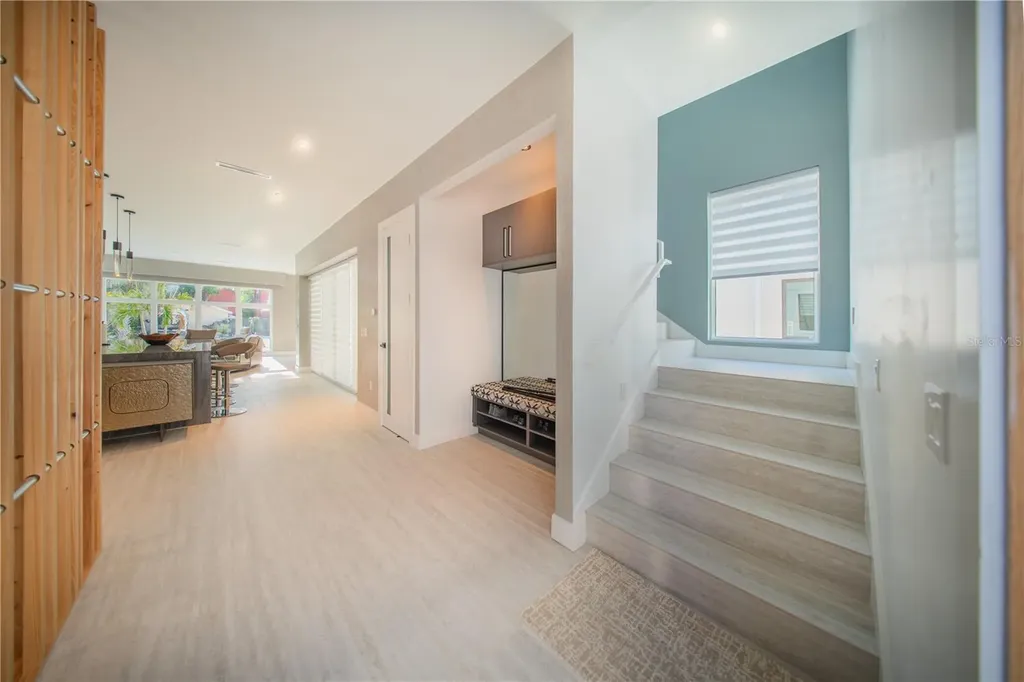 816 Goodrich Avenue Sarasota FL 34236